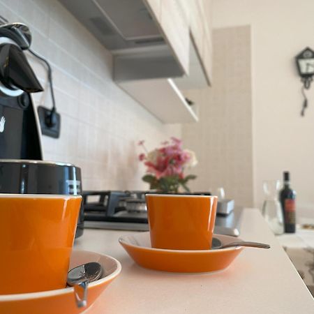 F&G 71100 - - Colazione Inclusa - Box Auto Privato Su Richiesta Foggia Kültér fotó